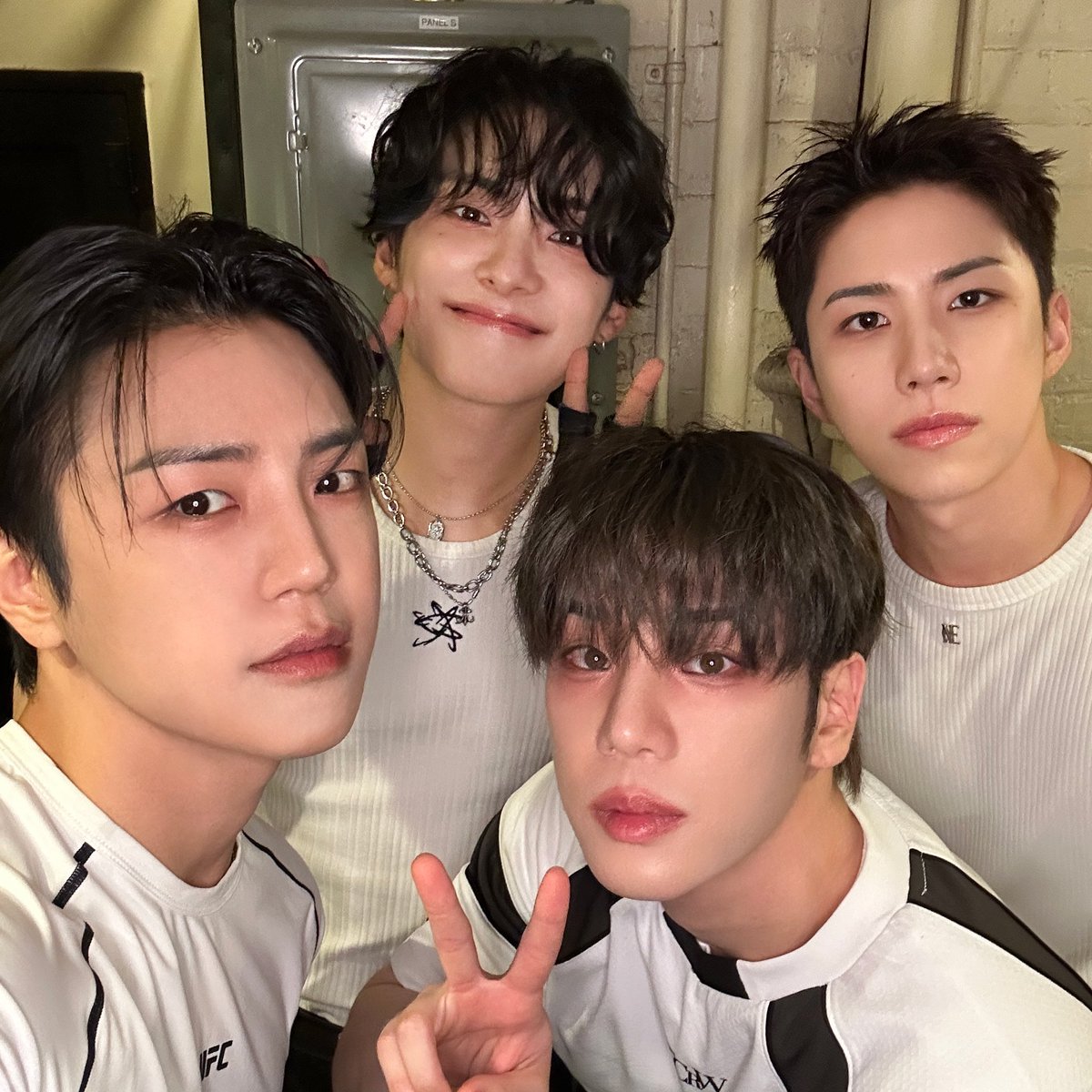 official_ACE7's tweet photo. [📸]

240713 REWIND US #12 DETROIT 공연 종료!

매 공연마다 최고의 함성을 보내주는 초이들 고마워요
다음 공연에서 또 만나요💕

#ACE #에이스 
#AceSupernatural 
#ACE_US_TOUR 
#REWIND_US
#ACEinDETROIT https://t.co/cDwtAuNZez