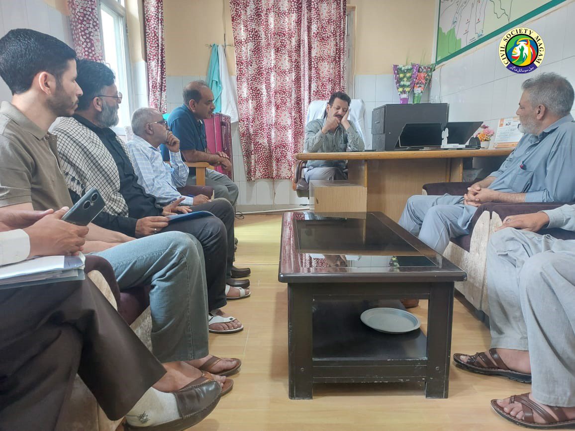 CSMagam's tweet photo. The delegation of Civil Society Magam visited Sub District Hospital Magam where CMO Budgam Hon'ble Dr. Mohammad Ayub Fateh Khan Sahib and BMO Magam Hon'ble Dr. Mukhtar Ahmad Sahib were reviewing the arrangements for Muharram. https://t.co/saTbzkYr1I