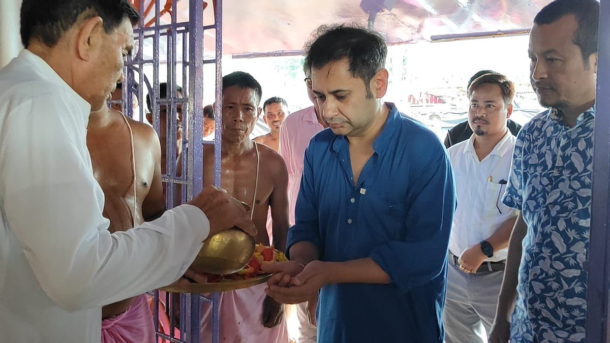 PradyotManikya's tweet photo. Today at the kharchi puja ! History heritage and culture of our erstwhile kingdom and state https://t.co/WUwLtdU0XL