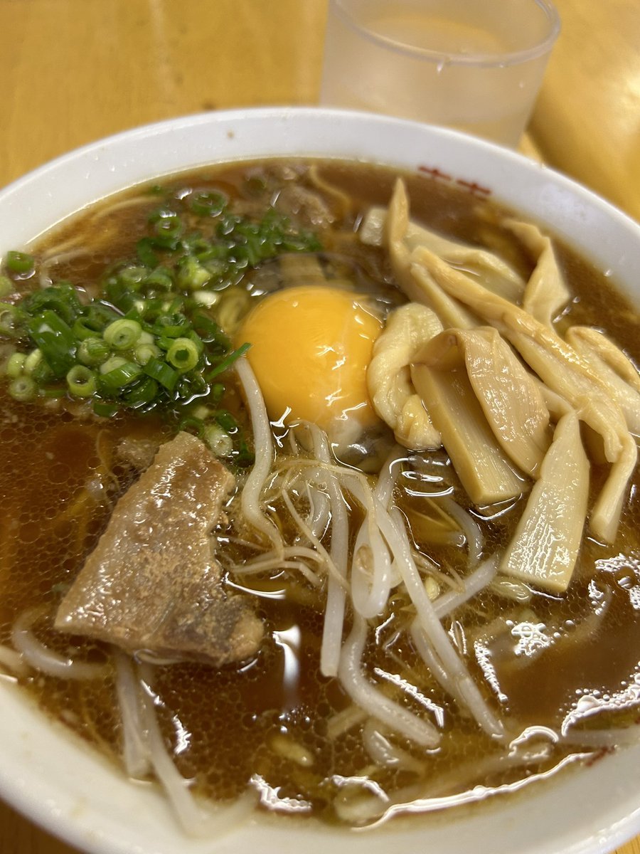 jimcam320's tweet photo. 徳島ラーメン食いにきた https://t.co/BbT3uk54LN