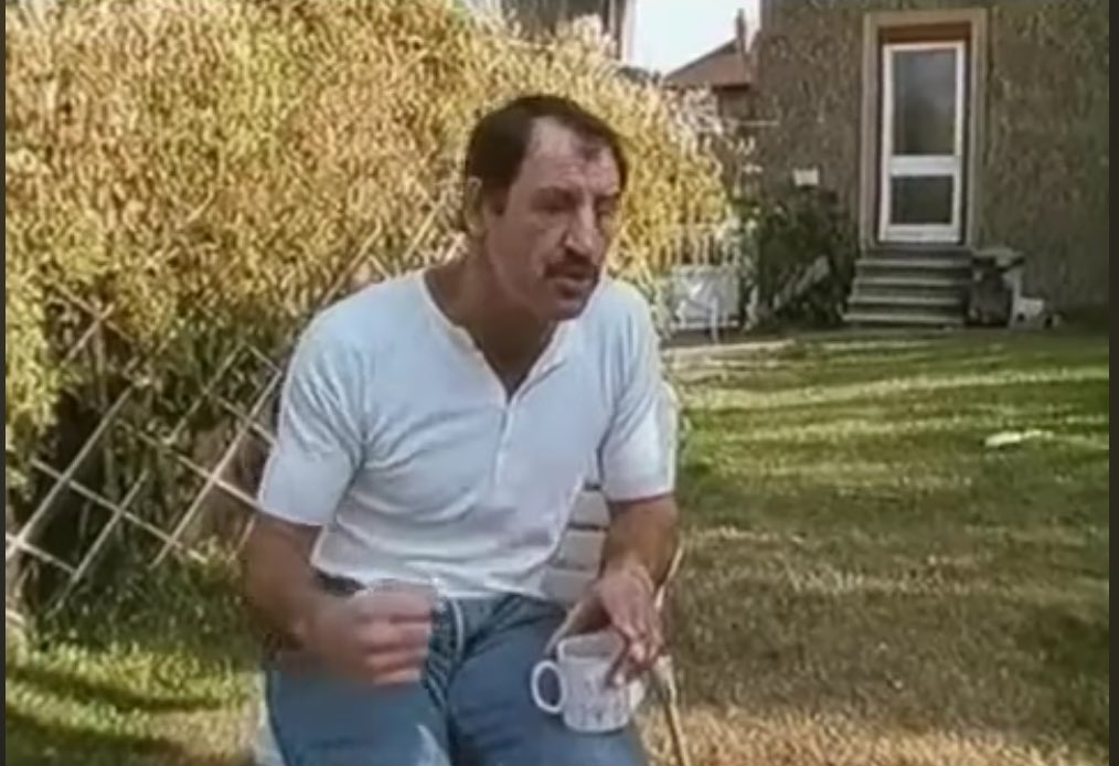 i know how job works you shoot em right in the fuckin ear hole and they swim off like that