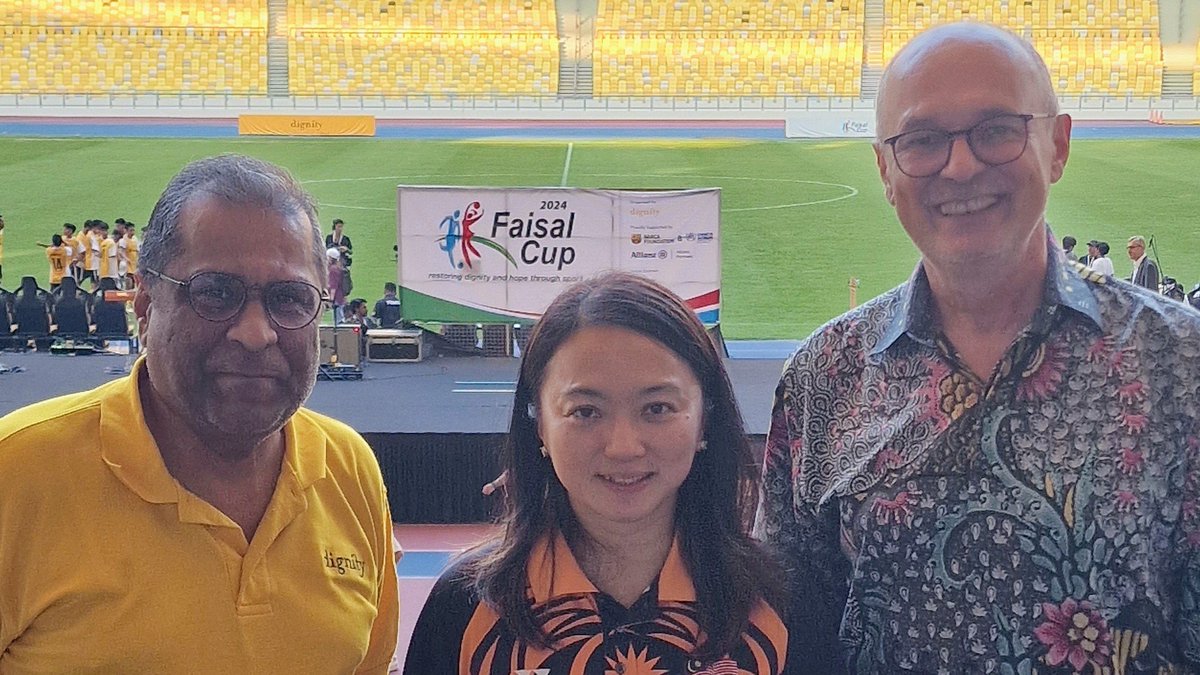 PeterVanAcker2's tweet photo. Glad to be part of the Faisal Cup 2024, an event designed to empower underprivileged children to play football without fear. @hannahyeoh @UNinMalaysia @MalaysiaMFA @EUinMalaysia @Refugees https://t.co/Ev6qZWkHUX
