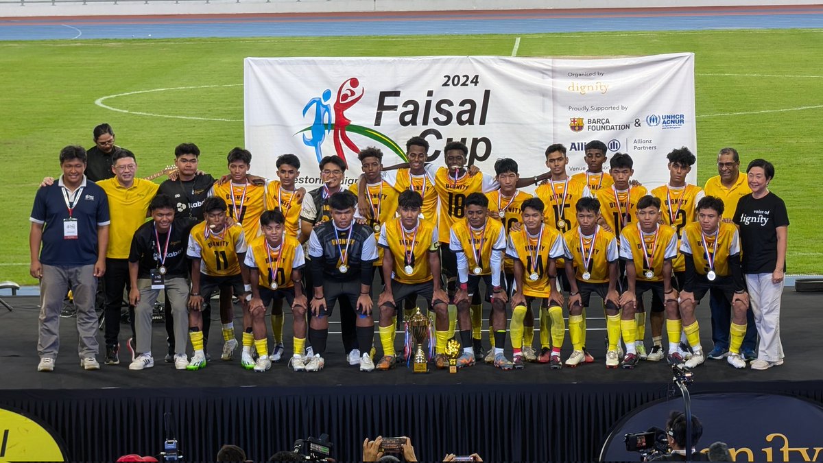 PeterVanAcker2's tweet photo. Glad to be part of the Faisal Cup 2024, an event designed to empower underprivileged children to play football without fear. @hannahyeoh @UNinMalaysia @MalaysiaMFA @EUinMalaysia @Refugees https://t.co/Ev6qZWkHUX