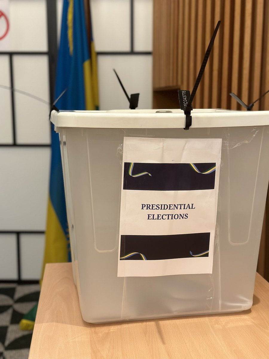 RwandaInGeneva's tweet photo. Today, the Rwandan Community Abroad are casting their votes for the Presidential &amp; Parliamentary Elections around the world, including in Switzerland (Geneva, Lausanne, Fribourg &amp; Zurich) and in Austria (Vienna &amp; Graz). https://t.co/Mk2QDOdbZp