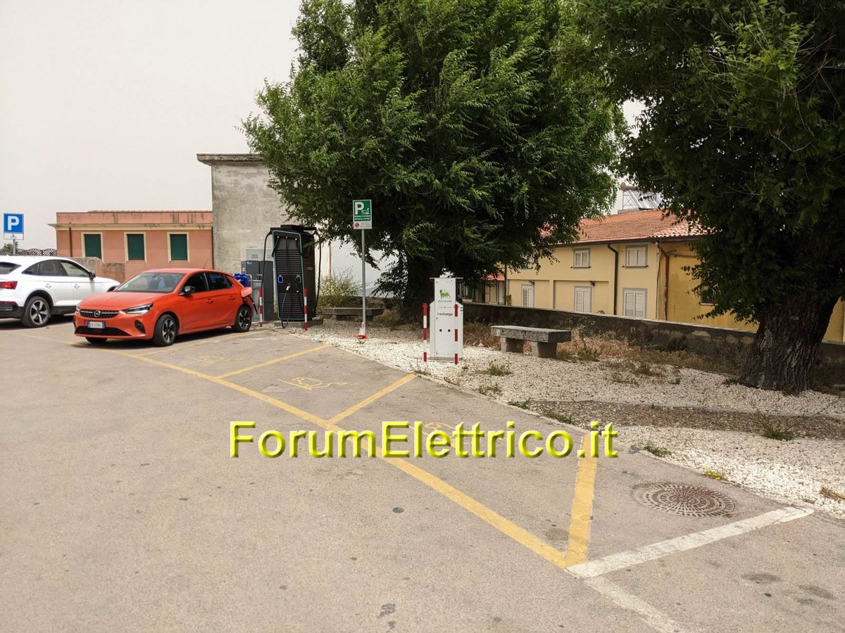 forumelettrico's tweet photo. La stazione di ricarica per veicoli elettrici Be Charge Ultra-Fast situata a Pattada SS: strategica perché copre un'area sprovvista https://t.co/JjtKmdWc8R #becharge #Pattada #sassari #sardegna https://t.co/h1XbArfVZn