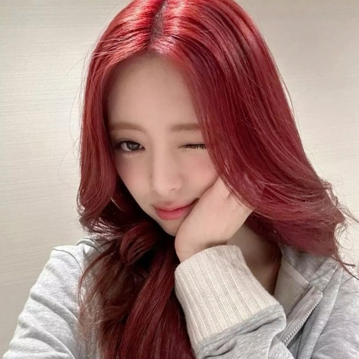 cupidsflm's tweet photo. ⤷ day 9 of trying to find interactive moots 
-all different fandoms, nationalities &amp; ages are welcome 
♡ 09 liner, 🇵🇭, she/her
♡ ults: cravity, ive, illit, izna, zb1
 ♡ not new to #kpoptwt #stantwt 
-follow my ig (@/cupidsflm) 
↻/♡/💬 to be moots https://t.co/rbW15SbvA4