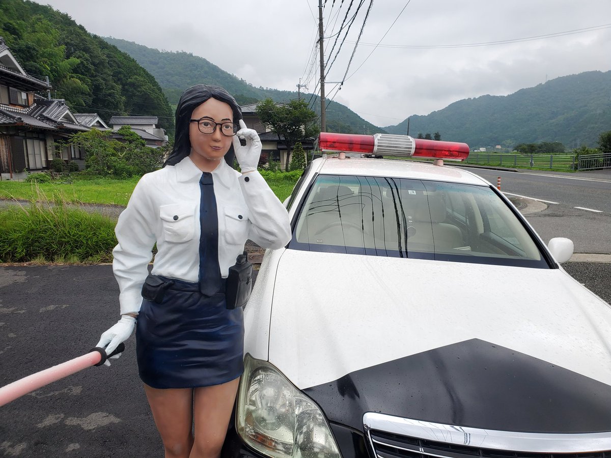 tile30644289's tweet photo. 帰り道。。。。
#丹波篠山市
#警察官
#取締り
#R176
#良くできてるやん
#職人技 https://t.co/zbwEMO6hJ5