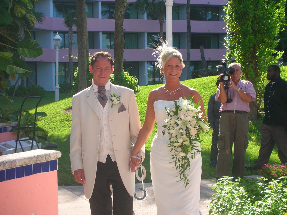 jowilson_ignite's tweet image. Happy 18th Wedding Anniversary to us 🥂 what’s the secret to our marriage? Love, respect, kindness, support, making memories and lots and lots and lots of laughter 🤩🛫🏖️⛵️🎿🥂💍🍹🇮🇹🫶🏼🐠🌅🐬🇲🇽🚇🎶❤️ #euros #weknowhowtoparty #18yearsoftogetherness #whowouldhavethought #2004to2024