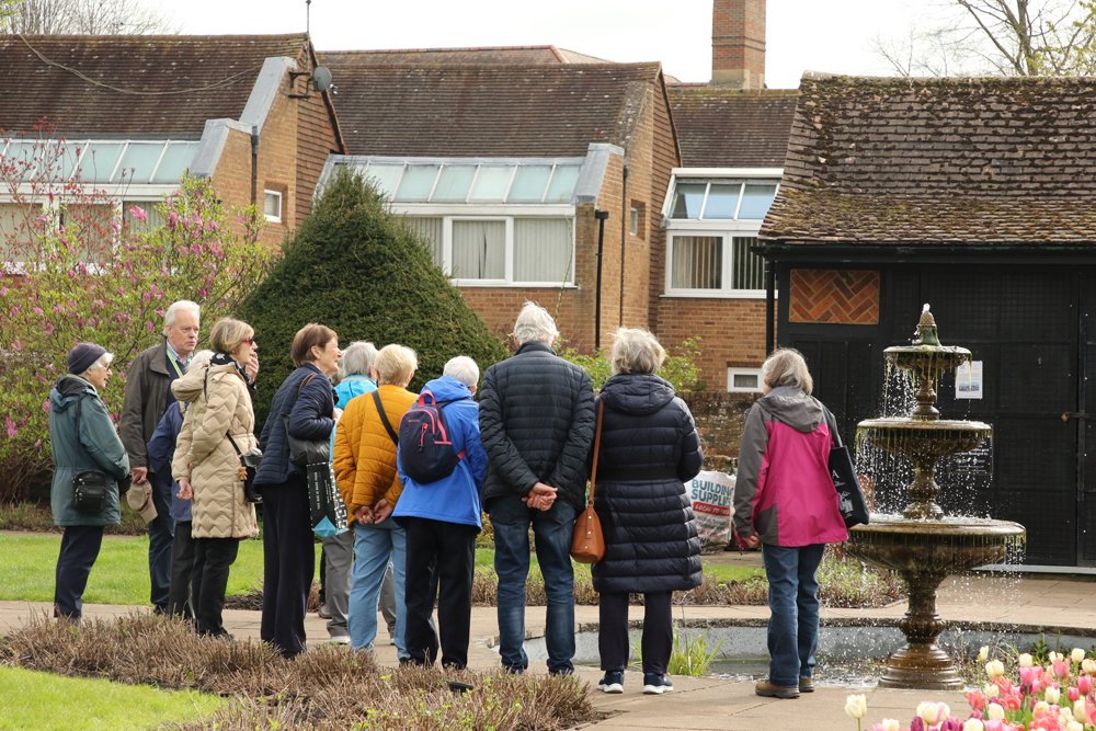 Amershammuseum's tweet photo. Lovely Day for a Walk! Join the #AmershamMuseum Town Walk TODAY at 2:30pm from the Museum. #BrilliantBucks #MuseSocial @VisitAmersham #History #LocalStories #Museum #kids #family #kidsactivities #thingstodo #travel #VisitEngland #VisitChilterns #Buckinghamshire #walk https://t.co/P97uagtrik