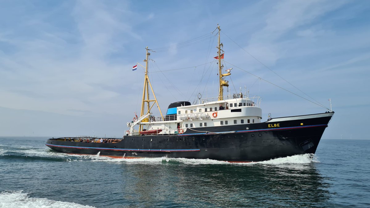 Midden in de nacht een appje van de politie 😅

‘We voeren laatst naast jullie en toen heb ik deze foto gemaakt’

Dat is leuk wakker worden vanmorgen ☺️

‘De sleepjachten van Smit’ zei men vroeger over oa <a href="/elbe1959/">Zeesleper Elbe</a>. 

Niet overdreven toch 🤗⚓️