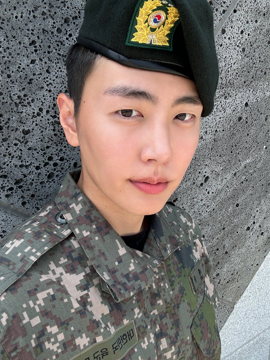 809zip_'s tweet photo. 240714 공카 #재윤 
📮😝😄😉
🔗 https://t.co/biw52zlCdf https://t.co/kMwKhKr19y