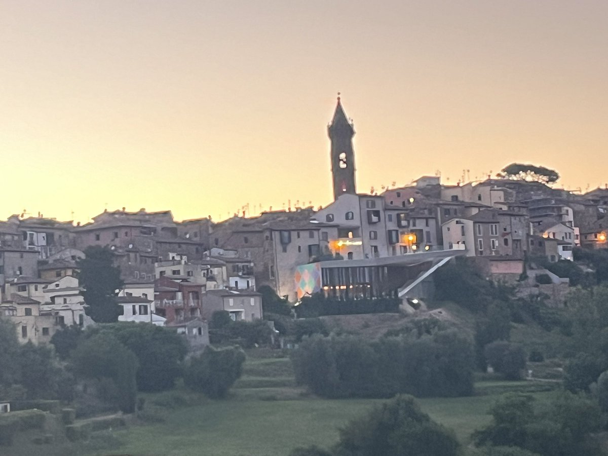 Gillian1971's tweet photo. @deaconbluemusic @BelladrumFest A fantastic evening in the most beautiful setting ❤️🇮🇹🏴󠁧󠁢󠁳󠁣󠁴󠁿 https://t.co/NGCBMOPeGi