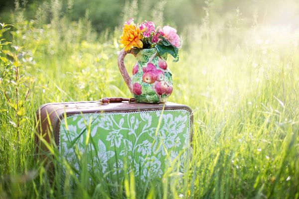 AngieWeinberger's tweet image. Why you might have a harder time with building professional relationships as an expat or expat spouse - mailchi.mp/globalpeopletr… #ExpatExperience #ExpatSpouse #Expat #ExpatPartner #Coaching #HireMeExpress #GlobalRockstars