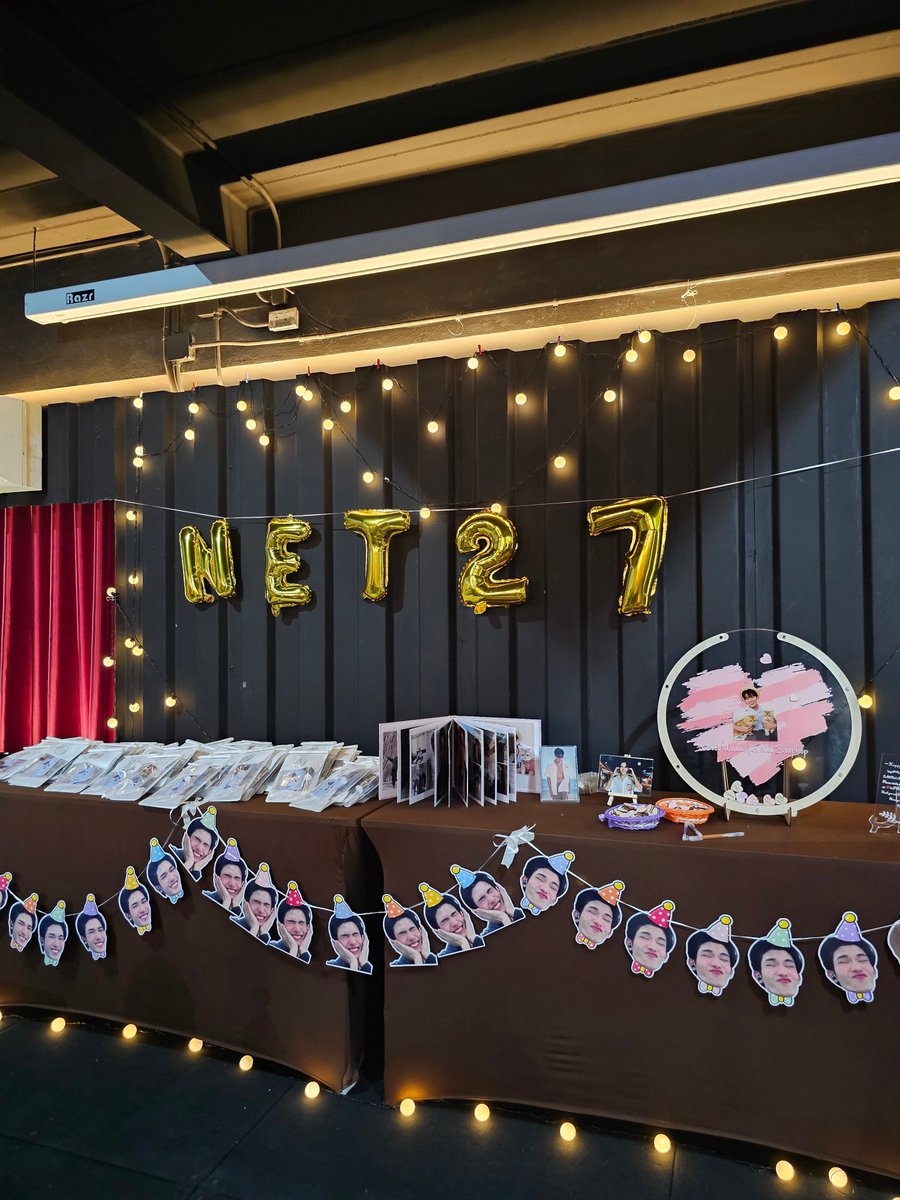 jjrchan's tweet image. วันนี้ที่มานิโต้มีโปรเจควันเกิดน้องเน็ตนะคับ ใครแวะมาก็ pick-up ได้คนละ 1 เซ็ต แฟนฮ่องกงทำโปรเจคให้จ้ะ 🫡🖤✨️

#HappyNetDay2024
#Net27thBDProject
#netsiraphop @netsiraphop