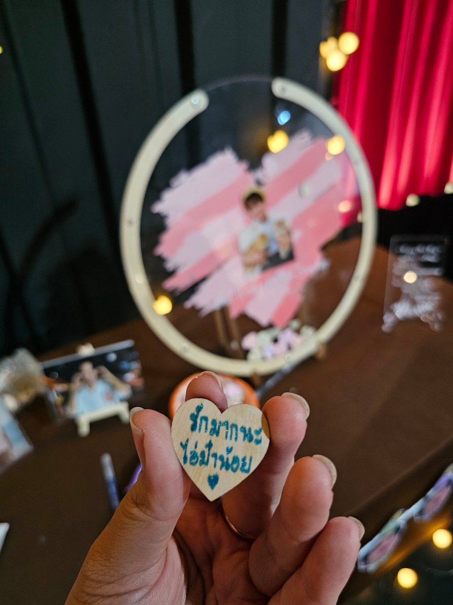 jjrchan's tweet image. วันนี้ที่มานิโต้มีโปรเจควันเกิดน้องเน็ตนะคับ ใครแวะมาก็ pick-up ได้คนละ 1 เซ็ต แฟนฮ่องกงทำโปรเจคให้จ้ะ 🫡🖤✨️

#HappyNetDay2024
#Net27thBDProject
#netsiraphop @netsiraphop