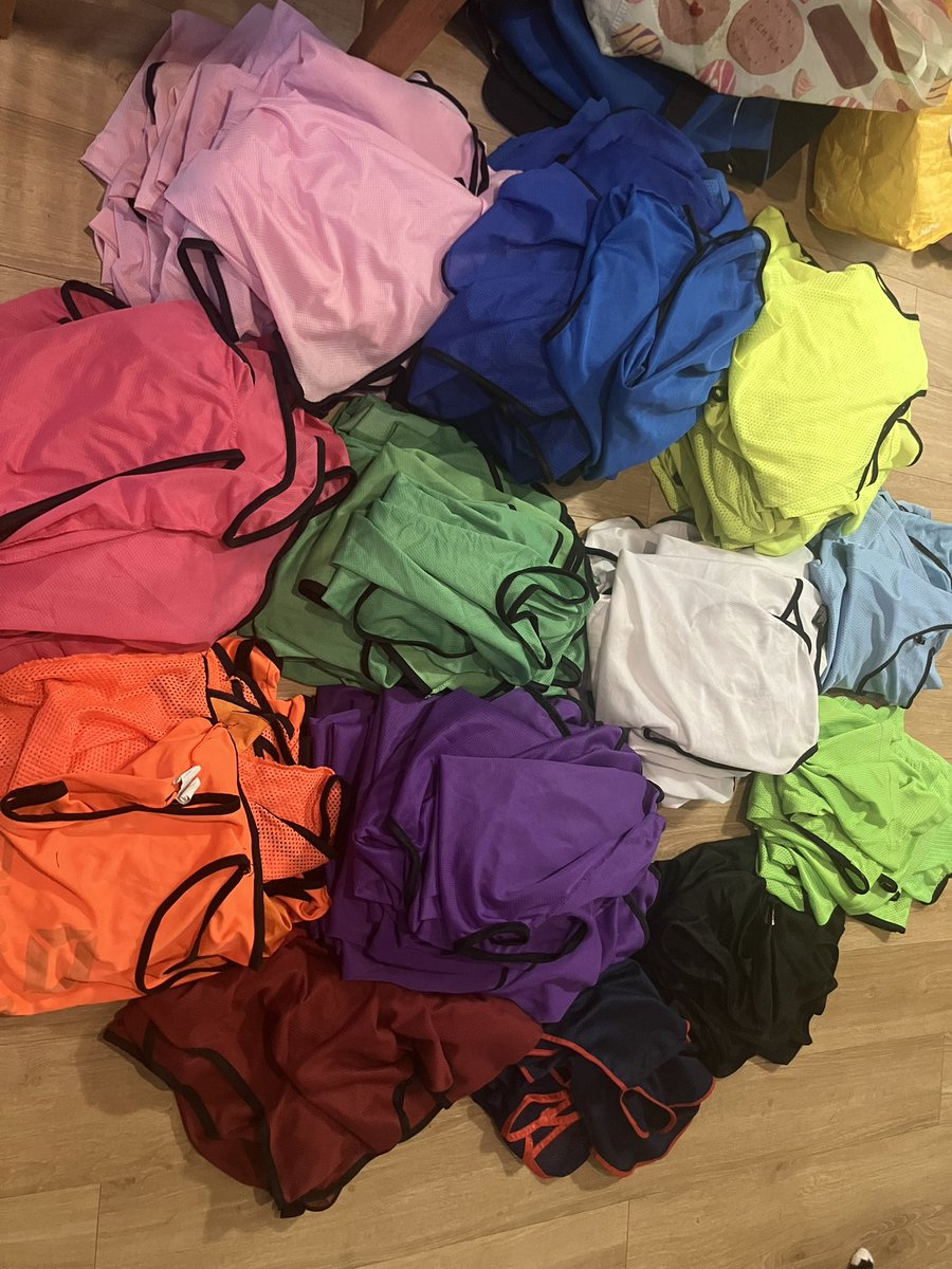 KatieDrainCA's tweet photo. Usually I share an image of my van immaculately (😂) packed to show we are ready for National Camp this week but this year I’m prouder of these washed, dried and smelling fresh bibs 😂!! 65 teenage boys heading to Strathallan today for the 2024 National Performance Shinty Camp! https://t.co/oqwuT3bcdq