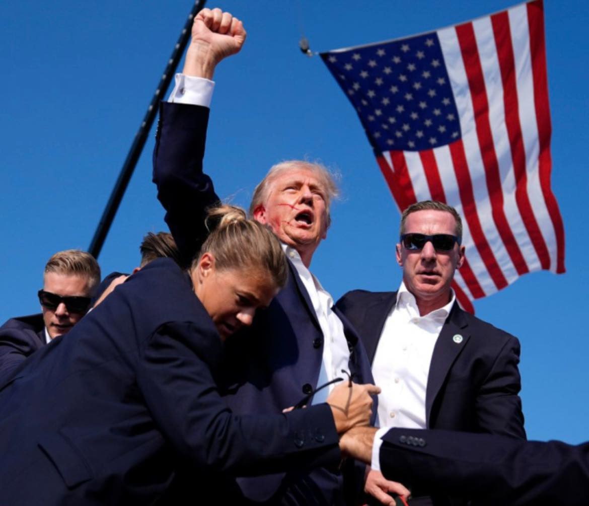 dothanhlam's tweet photo. Make my Trump great again :)) https://t.co/rPgy4B22y8