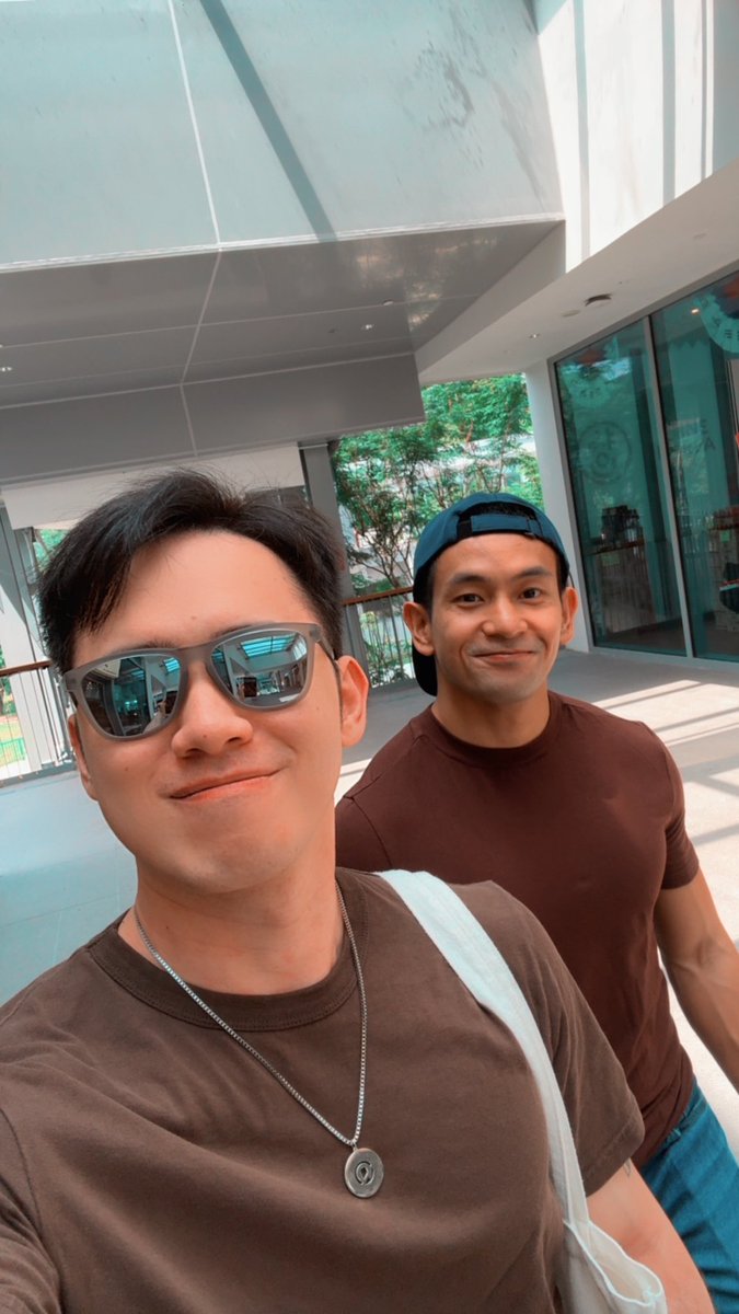 onabeejay's tweet photo. can be pogi, can be kalog https://t.co/eAYtktmIkT