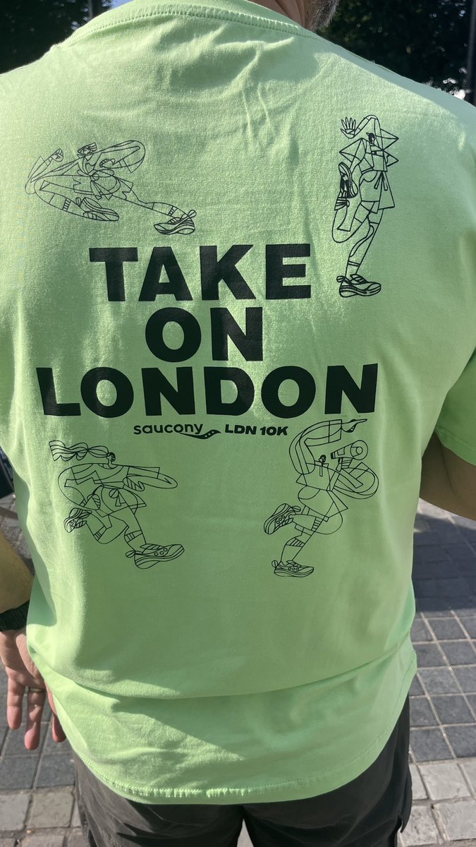 <a href="/TheLondon10K/">Saucony London 10K</a> <a href="/GGNewham/">GoodGym Newham</a> <a href="/goodgym/">GoodGym</a> #running #London #LDN10k #TrafalgarSquare