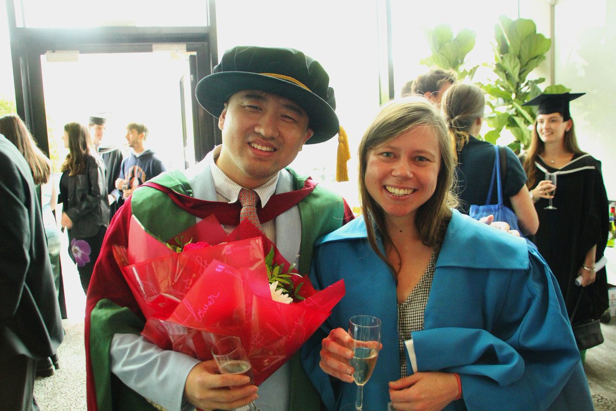 BurningYaphet's tweet photo. Officially graduated from @UoBChemistry and deeply honored to be the first PhD in Allan group. https://t.co/SCpSSaGR9c