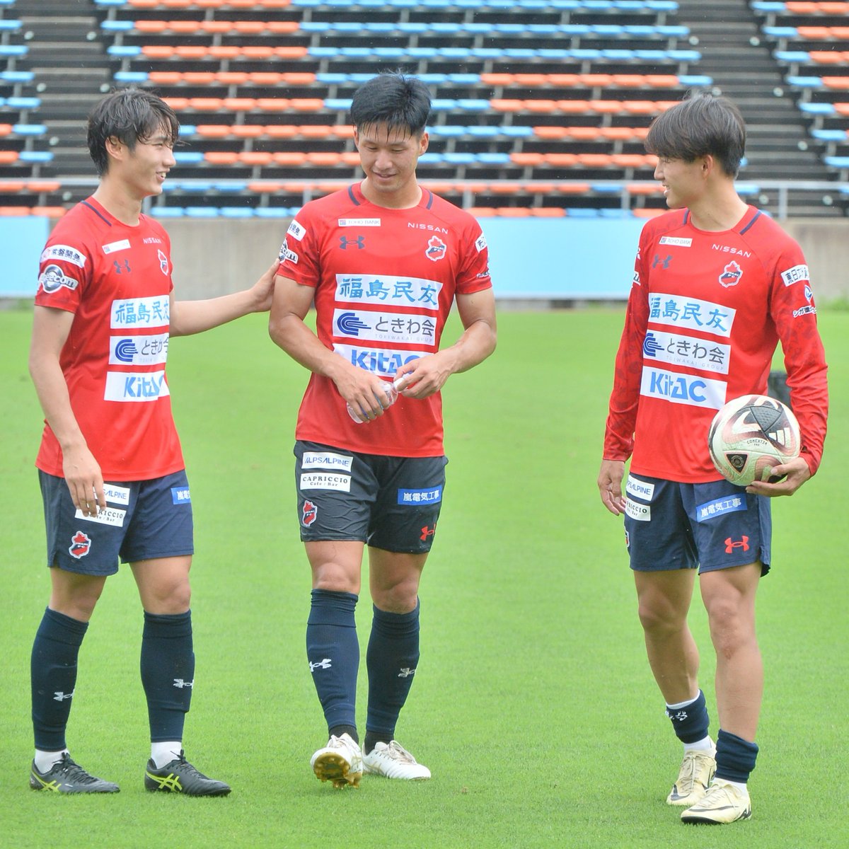 minyu_iwakifc's tweet photo. 中断前最後の #いわきFC🆚#モンテディオ山形 戦。「何が何でも勝ちにいく」（田村監督）と、連敗ストップをかけて戦います🔥 

そして #堂鼻起暉 選手が早速の先発出場！弊紙福島Ｕ担当記者が「彼はやってくれますよ」と期待を寄せています。
#福島民友新聞 https://t.co/jOoG8dWMfy