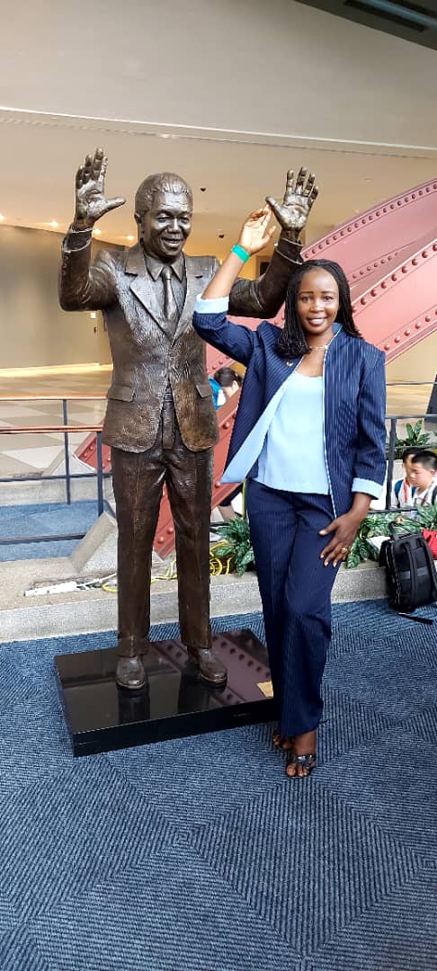 AEPFTchad's tweet photo. Madame Menodji Rita, Mandela Washington Fellow 2024 en visite  au siège de l'ONU à New-York aux États-Unis d’Amérique.  @Yali https://t.co/nrzJvk7AkL