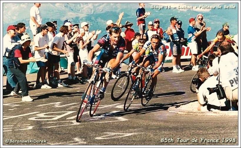 BaranowskiDarek's tweet photo. Plateau de Beille #TDF1998 💛
Zapraszamy z @TomaJaro 🎧
na 15.etap @LeTour #TDF2024
@Eurosport_PL @StreamMaxPolska
#EurosportPolska #HomeOfCycling https://t.co/efJj9kaXnQ