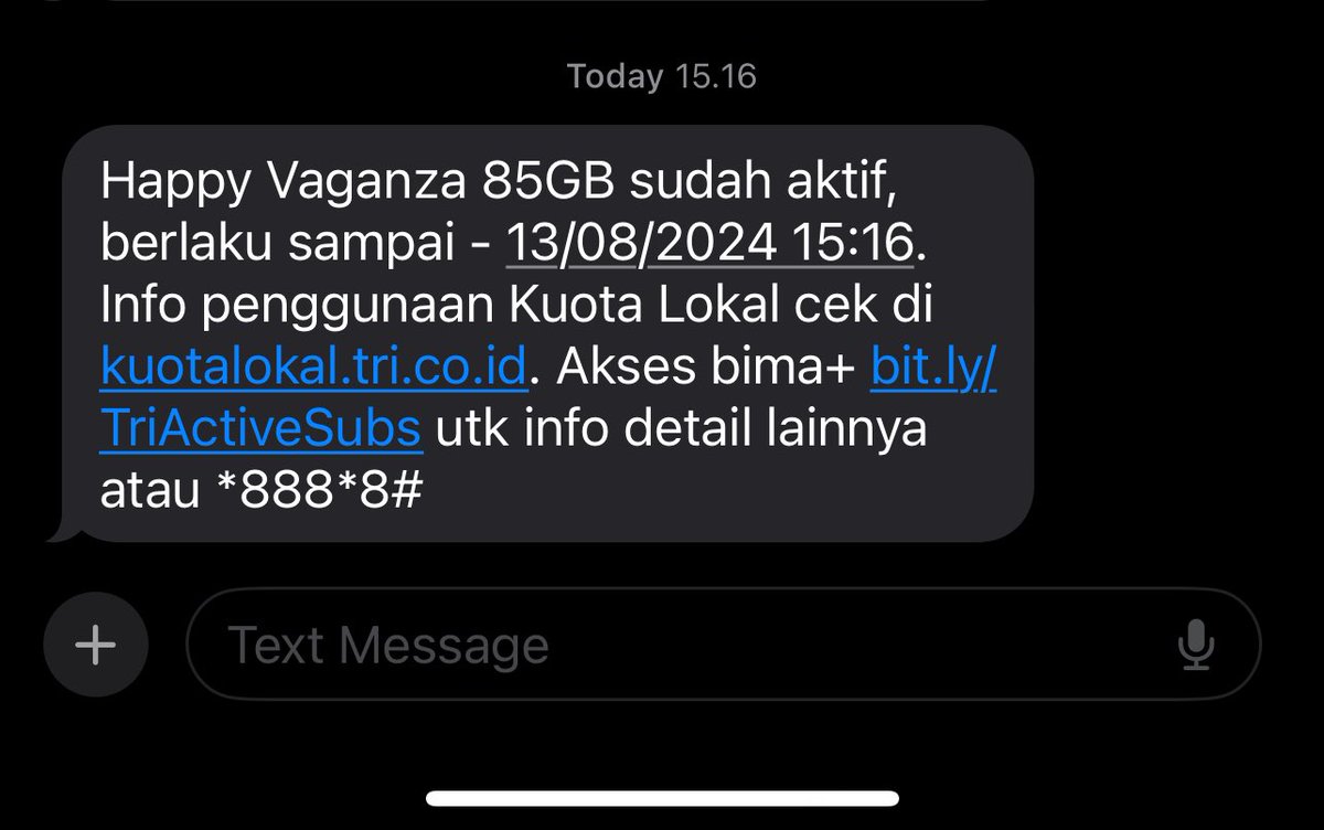 naycillaaa's tweet photo. Gimana? Di Shopee jelas tertera 100GB + 10GB Tiktok.  Setelah order, yang masuk cuma 85GB + bonus 5GB.  @ShopeeID @ShopeeCare @3CareIndonesia https://t.co/nLvWqDRm6P