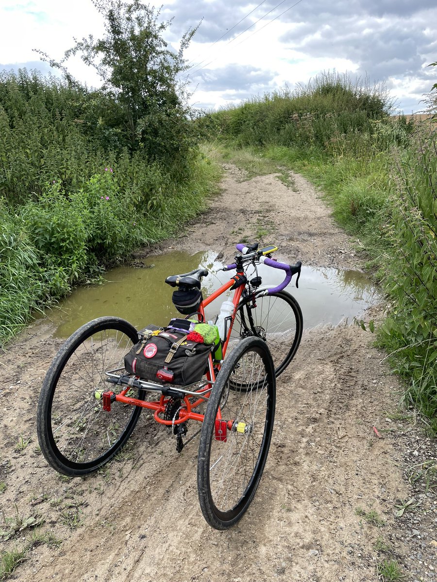 Sunniethehoob's tweet photo. Think the tweetup may have been a better bet. The @ACME_Essex Windmill 200km brevet. 130km and finally food!  Have bagged some windmills. One sector of rough stuff hike a trike wasn’t even possible! @AudaxUK #randonneuring #audax https://t.co/ztnu834NYz