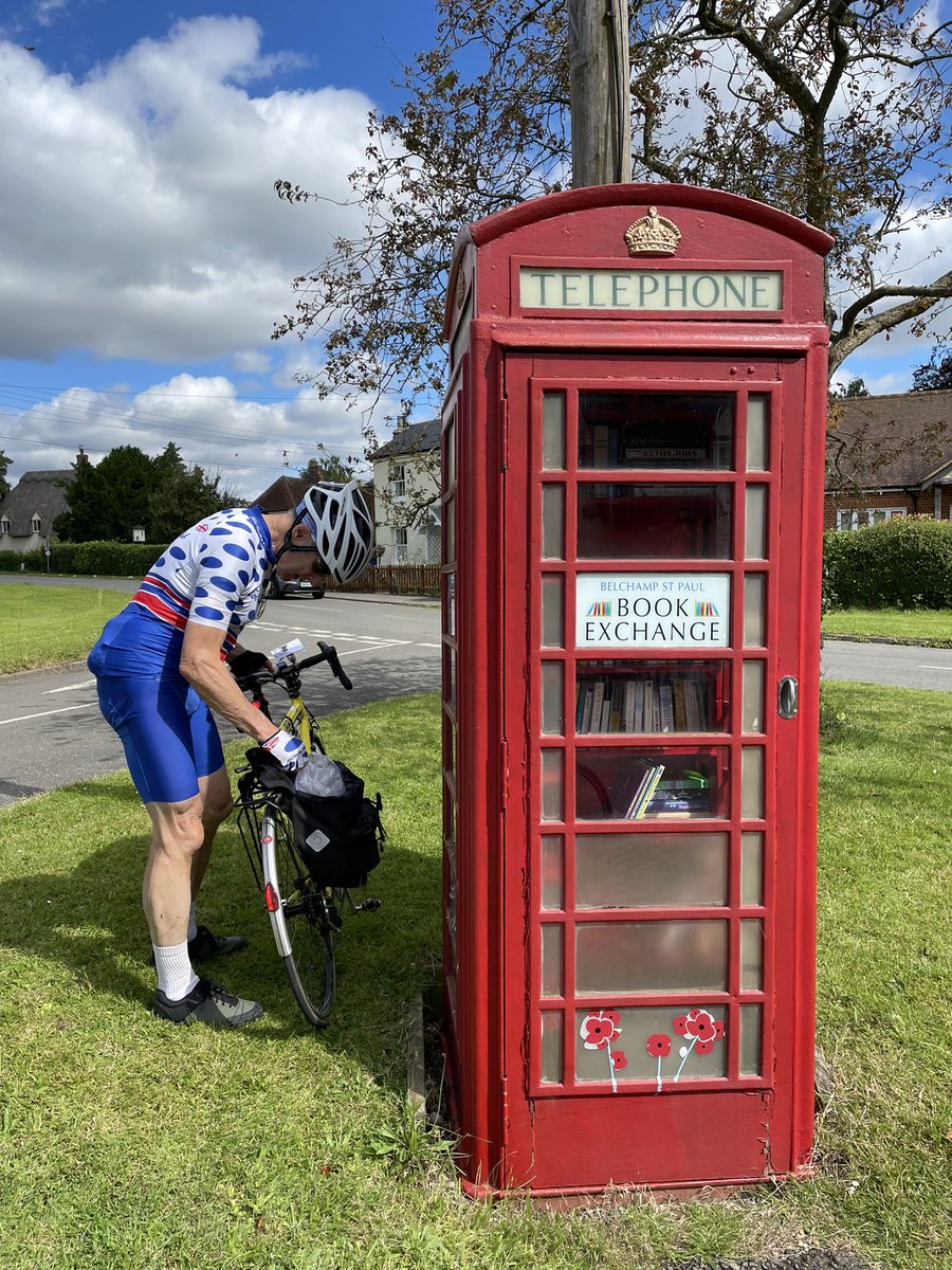 Sunniethehoob's tweet photo. Think the tweetup may have been a better bet. The @ACME_Essex Windmill 200km brevet. 130km and finally food!  Have bagged some windmills. One sector of rough stuff hike a trike wasn’t even possible! @AudaxUK #randonneuring #audax https://t.co/ztnu834NYz