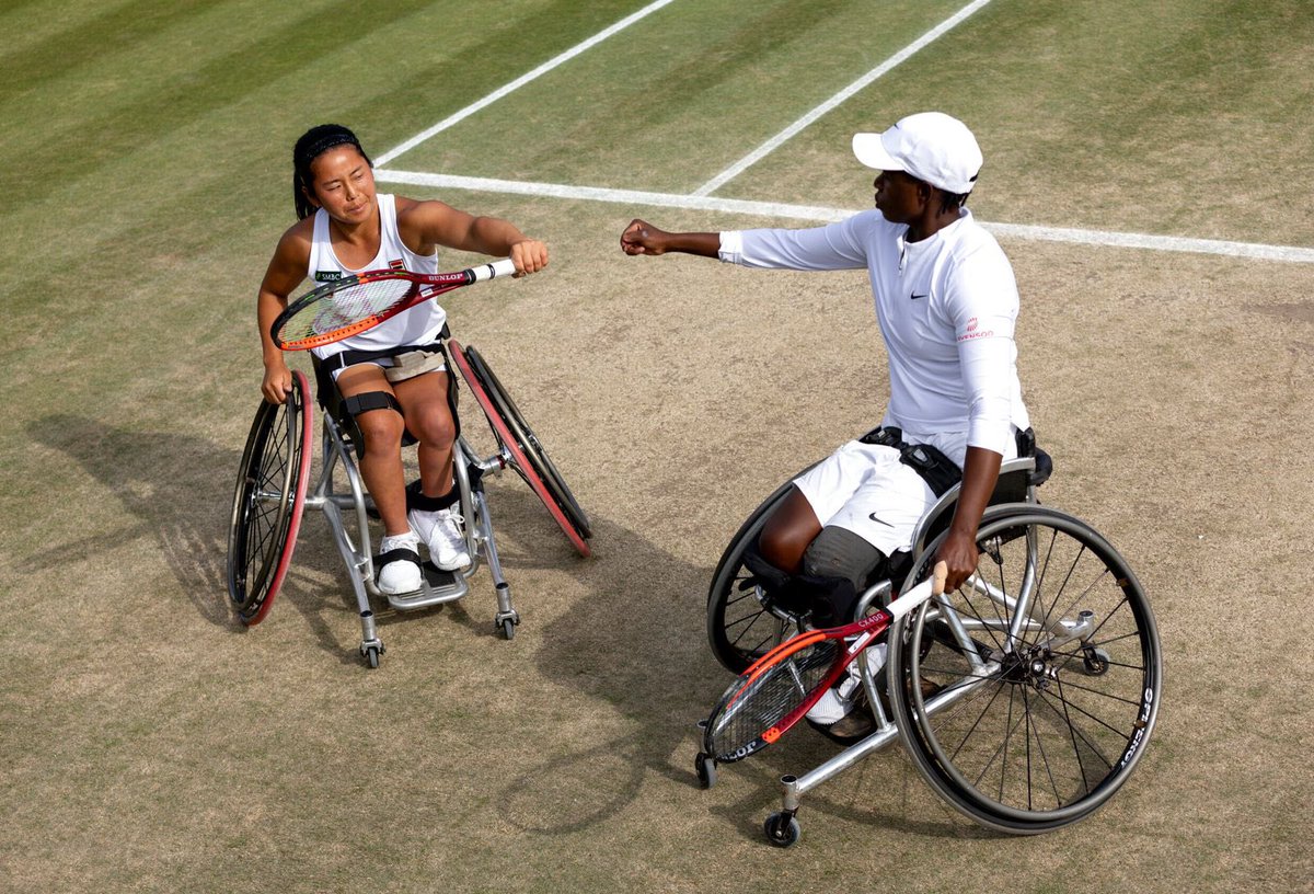OMG!!!!! SOUTH AFRICA we have a Wimbledon Champion!!!! <a href="/KGmontjane1/">Kgothatso Montjane</a> 🇿🇦 #Wimbledon #wheelchair #tennis #Champion 🙌🏽🙌🏽🙌🏽🙌🏽🙌🏽🙌🏽🙌🏽🙌🏽🙌🏽🙌🏽🙌🏽🙌🏽😢😢😢😢
