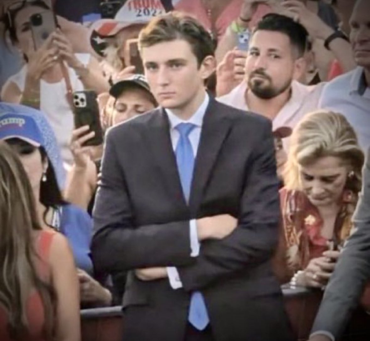 Frontières tweet media