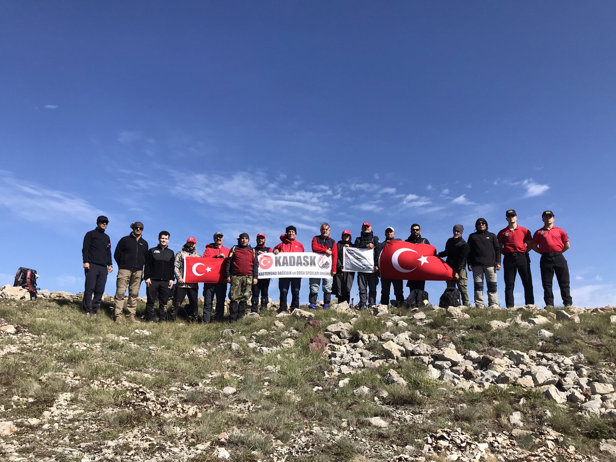 CANDAK18's tweet photo. 15 Temmuz Demokrasi Şehitlerini Anma Tırmanışı ılgazdağına kamplı olarak başarıyla gerçekleştirildi 
Katılan tüm sporcuları gönülden kutluyoruz https://t.co/PULcY1uMpA