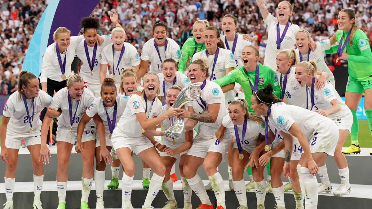 leahsawfc's tweet photo. 31.07.22 - the day football came home for the first time in over 50 years. 14.07.24 - hopefully the day football comes home for the second time 👀🏆 https://t.co/0ZflLzXU8E