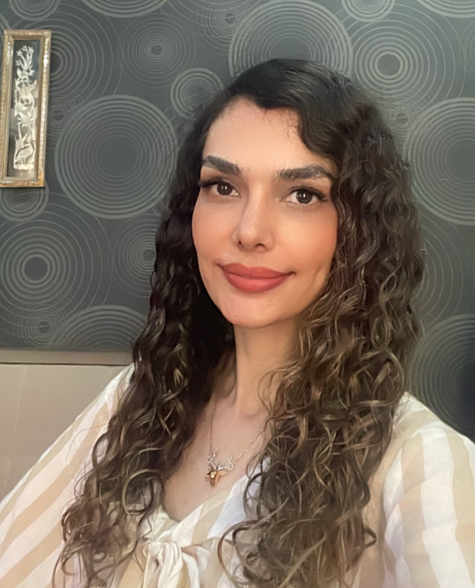 It’s me , I have “hope” even in the darkest night🤞🏼 Maybe my arts are dark because sometimes the reality of life is dark, but those moments of joy make hope possible🤍

“Even on the darkest nights, the light of hope will shine within our hearts”

Description 👇🏼