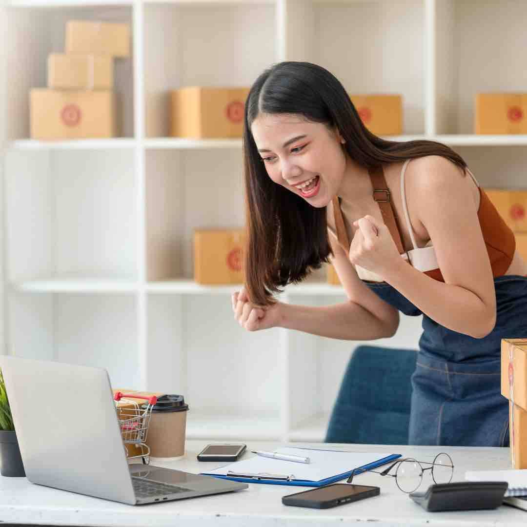 deptoflabour's tweet photo. #JobSearchingTips - Consider setting up a #smallbusiness or a cooperative. You can then work for yourself instead of working for an employer. You can attend workshops on these topics at the Department of Employment and Labour. https://t.co/skJaGYJRZX https://t.co/2jM3hGaPmO