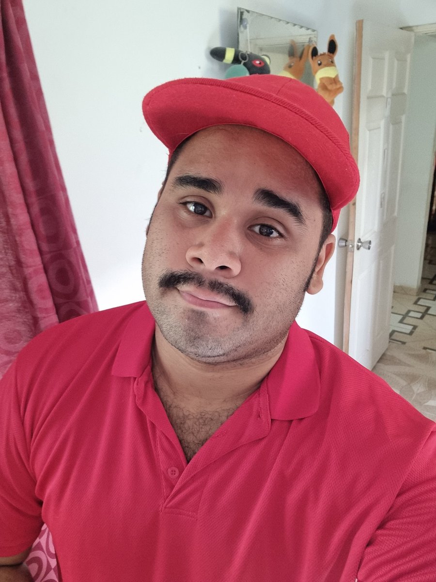RAMIROAMC1997's tweet photo. Parezco de 40 ajajajajajaja https://t.co/AHeMCr3tKX
