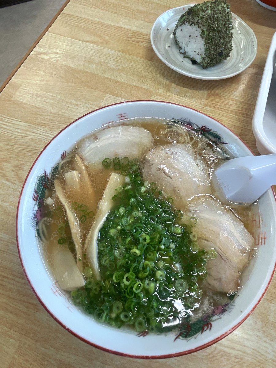 20sy1128's tweet photo. てんてんラーメン🍜
福岡で食べて来ました🫰🏻 https://t.co/iojxPHQvh1