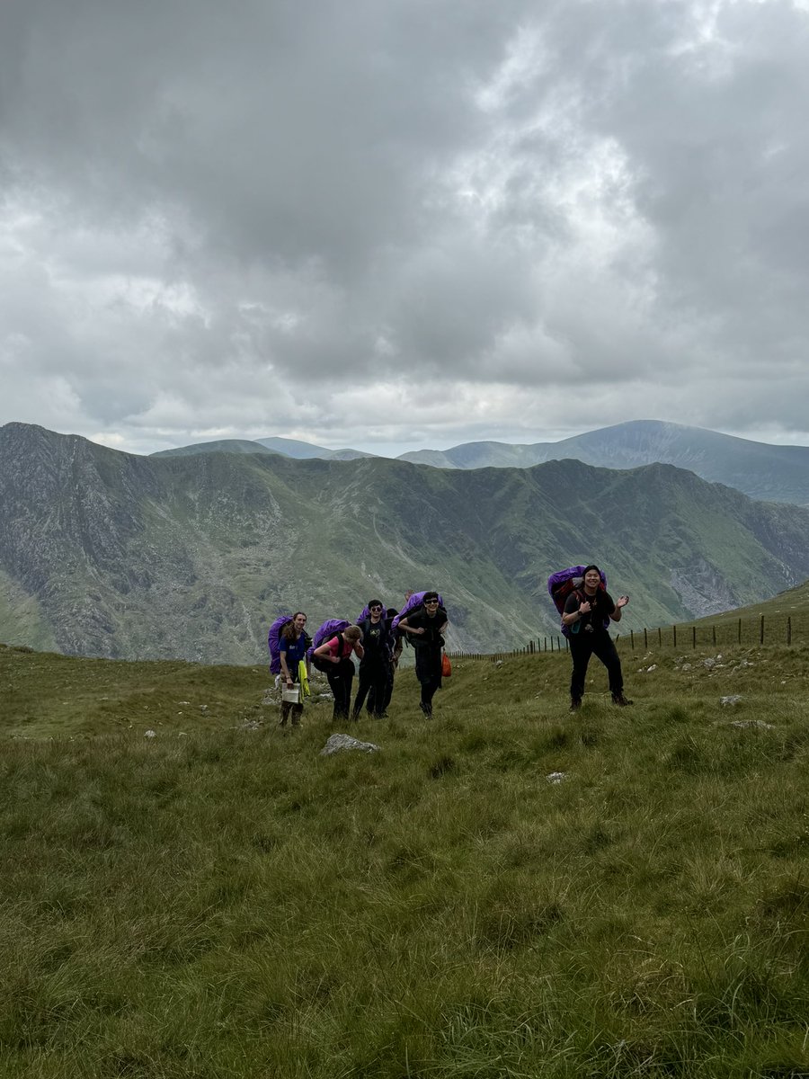 GeogAttwell's tweet photo. My absolute favourite day of the exped over the Glyders. The teams smashed Devil’s kitchen 👏👏👏 @DartfordGS @MissECollierDGS https://t.co/LZauWm6zFI