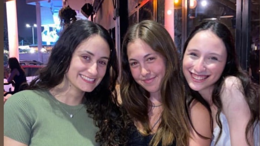 Day 282. Pray there will be a hostage agreement soon 💕 every minute is an eternity. 🎗️