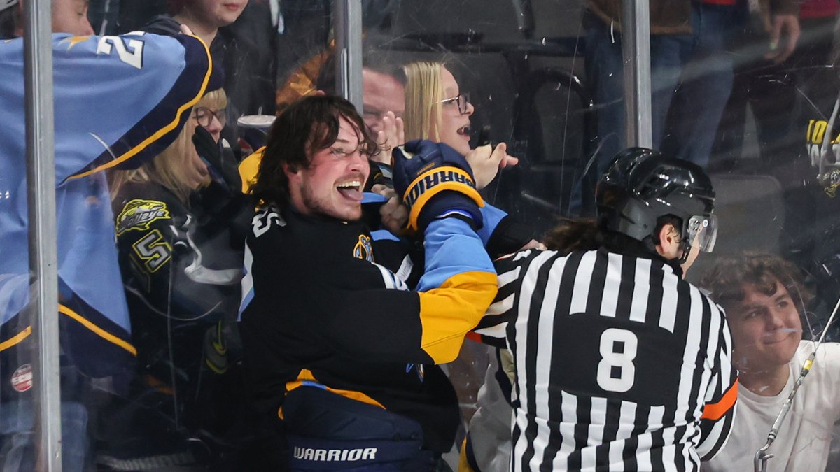 ToledoWalleye's tweet photo. RT if you're ready for this energy next season 😛 https://t.co/i9HzqwB5sB
