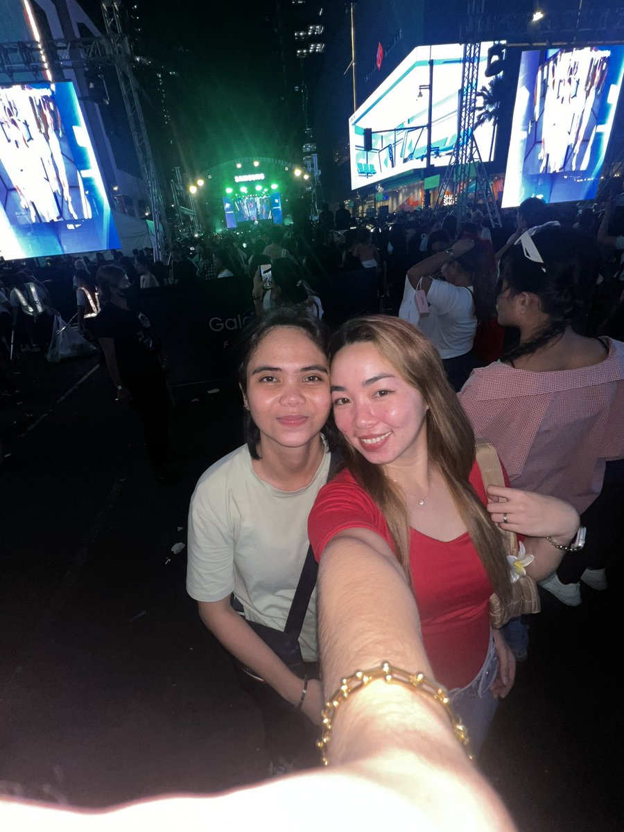 KTantes_'s tweet photo. Tysm my ever supportive lablab. 💋 Happy monthsary @ceeceezachy! To more away batih with you dayang. 💋🥰 https://t.co/t5eDnFzbS7