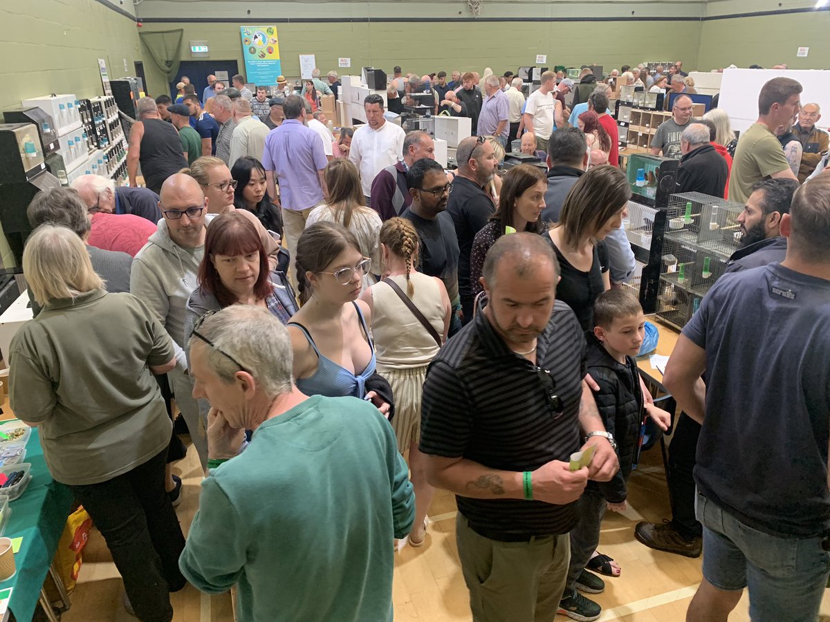 cambirdsale's tweet photo. Cambridge Bird Sale 
Sponsored by @Essexbirdcentre 
𝐒𝐔𝐍𝐃𝐀𝐘 𝟐𝟖𝐭𝐡 𝐉𝐔𝐋𝐘
Milton Community Centre
𝐂𝐁𝟐𝟒 𝟔𝐁𝐋 

11am
Tables £10ea 
Admission £5ea 

🌞 Book now: https://t.co/LIjByzgK1i 
🌞 Table plan: https://t.co/bj0VvzXm27 https://t.co/MN7QzZkdej