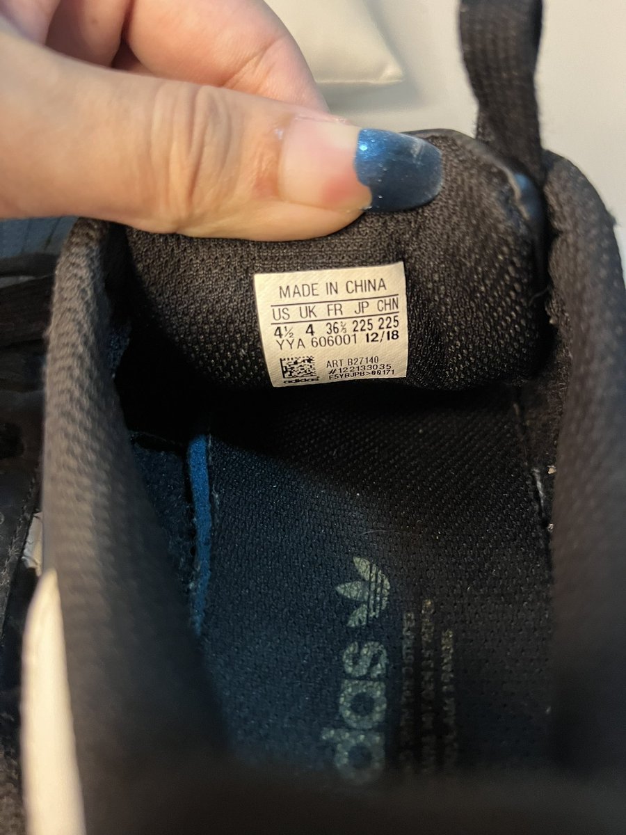 fourz1444's tweet photo. Superstar 940 รวมส่ง
แท้ 💯 36.5/22.5CM

#รองเท้าadidas #ร้องเท้ามือ2 #รองเท้ามือ2 #ส่งต่อ #ส่งต่อรองเท้า #ส่งต่อรองเท้าadidas #ส่งต่รองเท้ามือ2 #ส่งต่อรองเท้ามือสอง #ปล่อย #ปล่อยรองเท้า #ปล่อยรองเท้ามือ2 #ปล่อยรองเท้ามือสอง #รองเท้ามือ2adidas #adidassuperstar https://t.co/F72EtlEFix