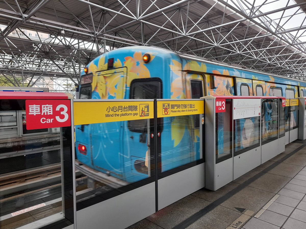 いいねした鉄道ファン全員フォローする #女子鉄 台湾からの鉄オタだ
