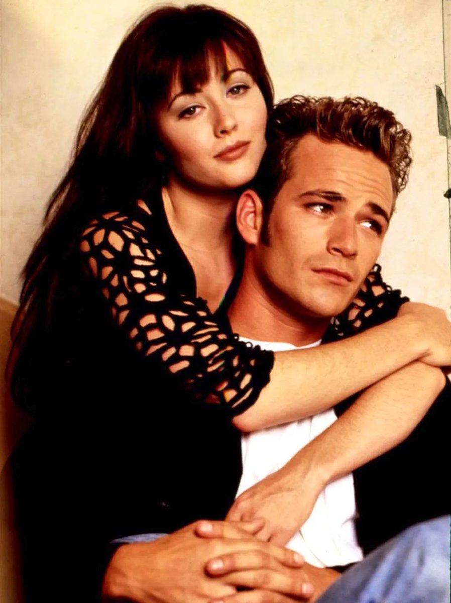 giampiero661MJ's tweet photo. #ShannenDoherty #RIP #LukePerry #RIPShannen #Brenda #Prue #BeverlyHills90210 #Streghe #RIPBrenda #RIPDylan #RIPPrue
Brenda e Dylan adesso saranno insieme per Sempre.
RIP Shannen e Luke ๐๐๐๐ https://t.co/YTYYbCJ0iQ