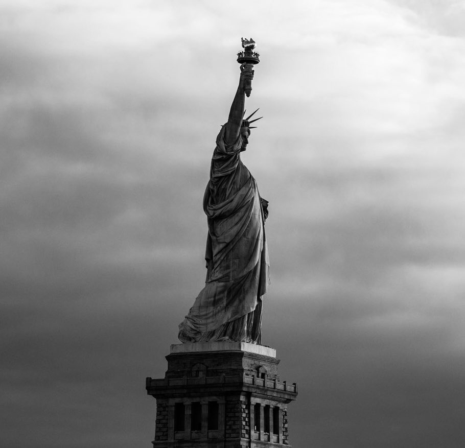 PhilNvestigates's tweet photo. After yesterday, can we at least agree that social media has become a cesspool? With all the hate being stirred up by nameless accounts, I found myself wishing that we could know whether foreign forces are trying to divide us - or are we are just imploding as a nation? https://t.co/EVS76j52Gf
