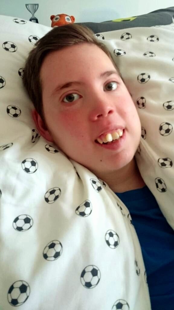 RMB2002's tweet image. Two weeks since the @5in55 #bikeboatboot for @tyhafan challenge and on the wkend of 5th anniversary of losing Rhys it was time to spend some time out in the fresh air. A small 10mile bike ride this morning followed by a 4mile walk to get the legs going again  #onemorehill