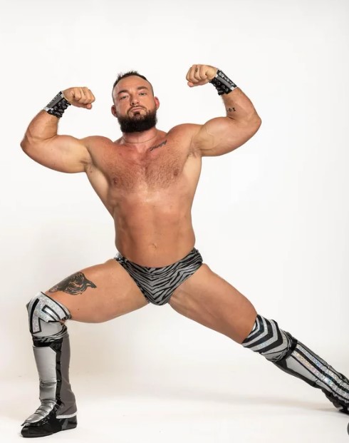 wresadam's tweet photo. J Fowler is a well tasty well put together pro rasslin' stud!
#prowrestling #muscle #trunks #bulgr #wrestler #prowrestler #wrestling #hot #gay #homo #bulgemen #muscledaddy https://t.co/qdsSYpIz96