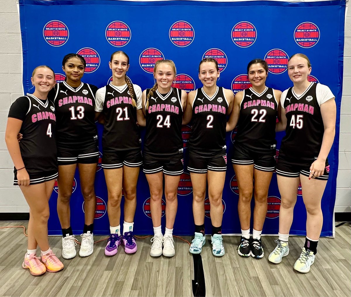 CBA U16 Gold went 3-1 at Super Select Showcase this weekend.
G1:
Amour Guerrero Hernandez 14pt 6stls
<a href="/kaleah_alles/">Kaleah Alles</a> 7pts 9rbs
<a href="/Lilahjohnson07/">Lilah</a> 6pts 4rbs

<a href="/Chapman_GBB/">Chapman Girls Basketball</a> <a href="/academy_chapman/">ChapmanBasketballAcademy</a>
